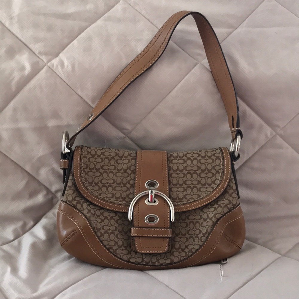 New coach signature tan purse